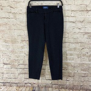 Old navy pixie mid rise pants size 4 regular
